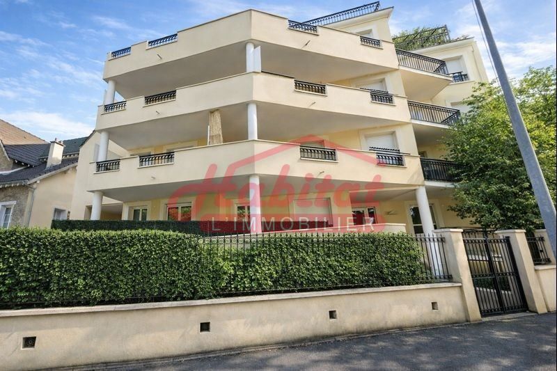 Appartement 2 pièces 53 m² · à Chelles · 53 m² · 245 000 €
