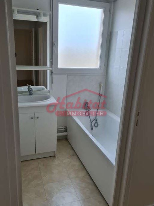 appartement 3 pièces en location sur LE PIN (77181)